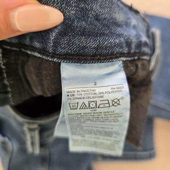 Old Navy Mid Rise Super Skinny Blur Jeans Size 2 - Picture 5 of 6